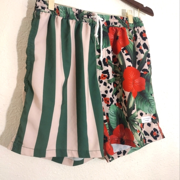Duvin Design Co. Leo Floral Short Green - Picture 5 of 9